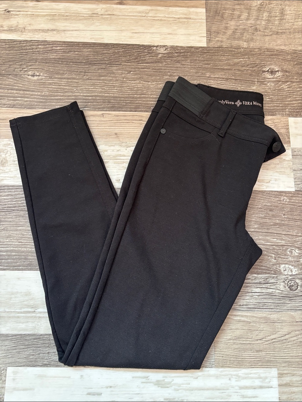 Vera Wang Women's Black leggings